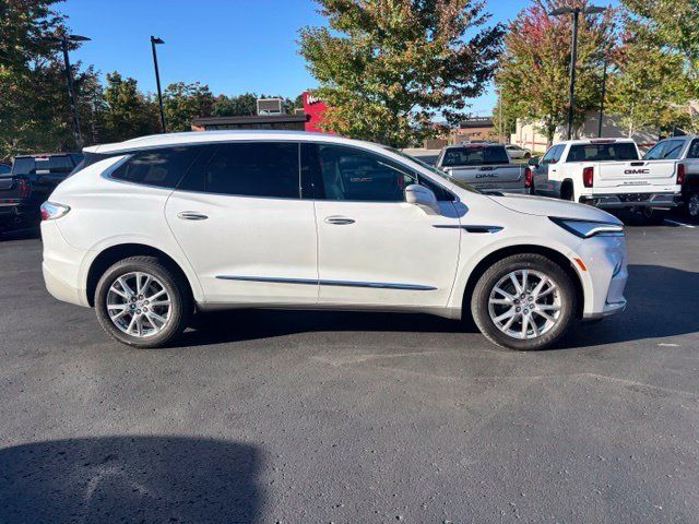 Used 2023 Buick Enclave Premium w/ Experience Buick Package AWD/4WD image 5