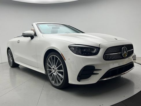 Used 2021 Mercedes-Benz E 450 4MATIC Cabriolet image 3