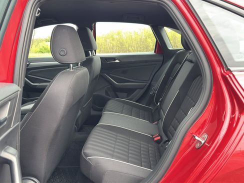 Used 2024 Volkswagen Jetta Sport FWD image 33
