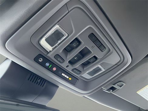 Certified 2022 Chevrolet Silverado 1500 LTZ w/ LTZ Premium Package image 26