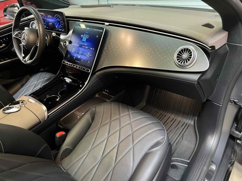 Used 2022 Mercedes-Benz EQS 450+ Sedan image 3