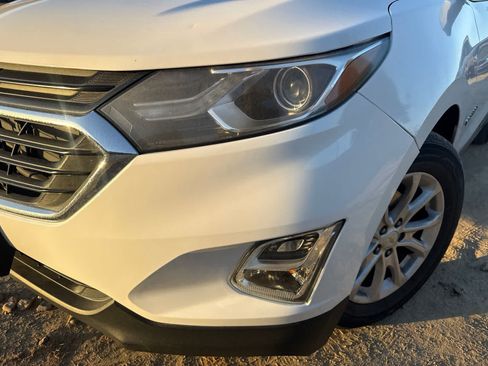Used 2018 Chevrolet Equinox LT FWD image 9