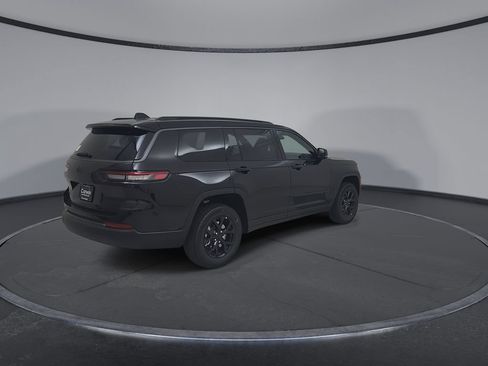 New 2026 Jeep Grand Cherokee L 4WD image 15