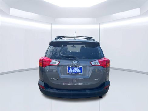 Used 2015 Toyota RAV4 XLE FWD image 4