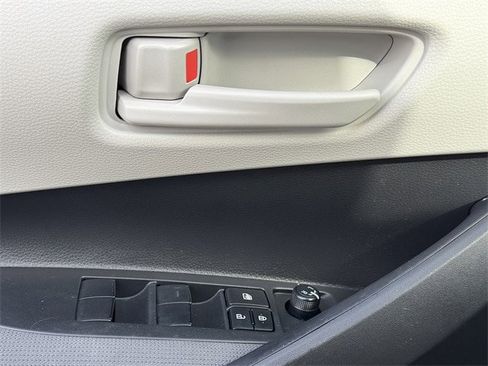 Certified 2025 Toyota Corolla LE image 22