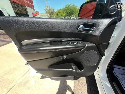 Used 2018 Dodge Durango GT w/ Blacktop Package AWD/4WD image 12