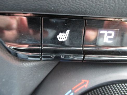 Used 2023 Chevrolet Blazer LT w/ Convenience Package image 19