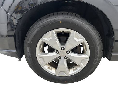 Used 2014 Subaru Forester 2.5i Limited AWD/4WD image 9