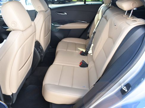 Used 2024 Cadillac XT4 Luxury w/ Cold Weather Package image 22