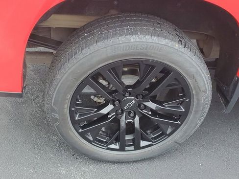 Certified 2022 Chevrolet Silverado 1500 RST w/ Rally Edition image 5