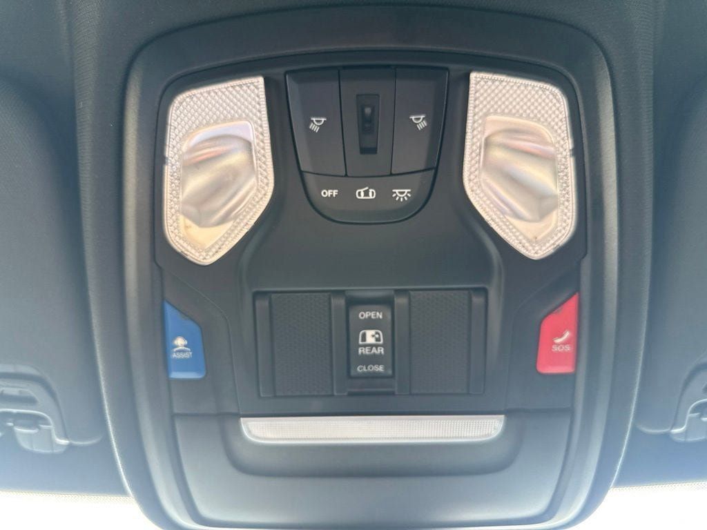 Used 2022 RAM 1500 Big Horn AWD/4WD image 53