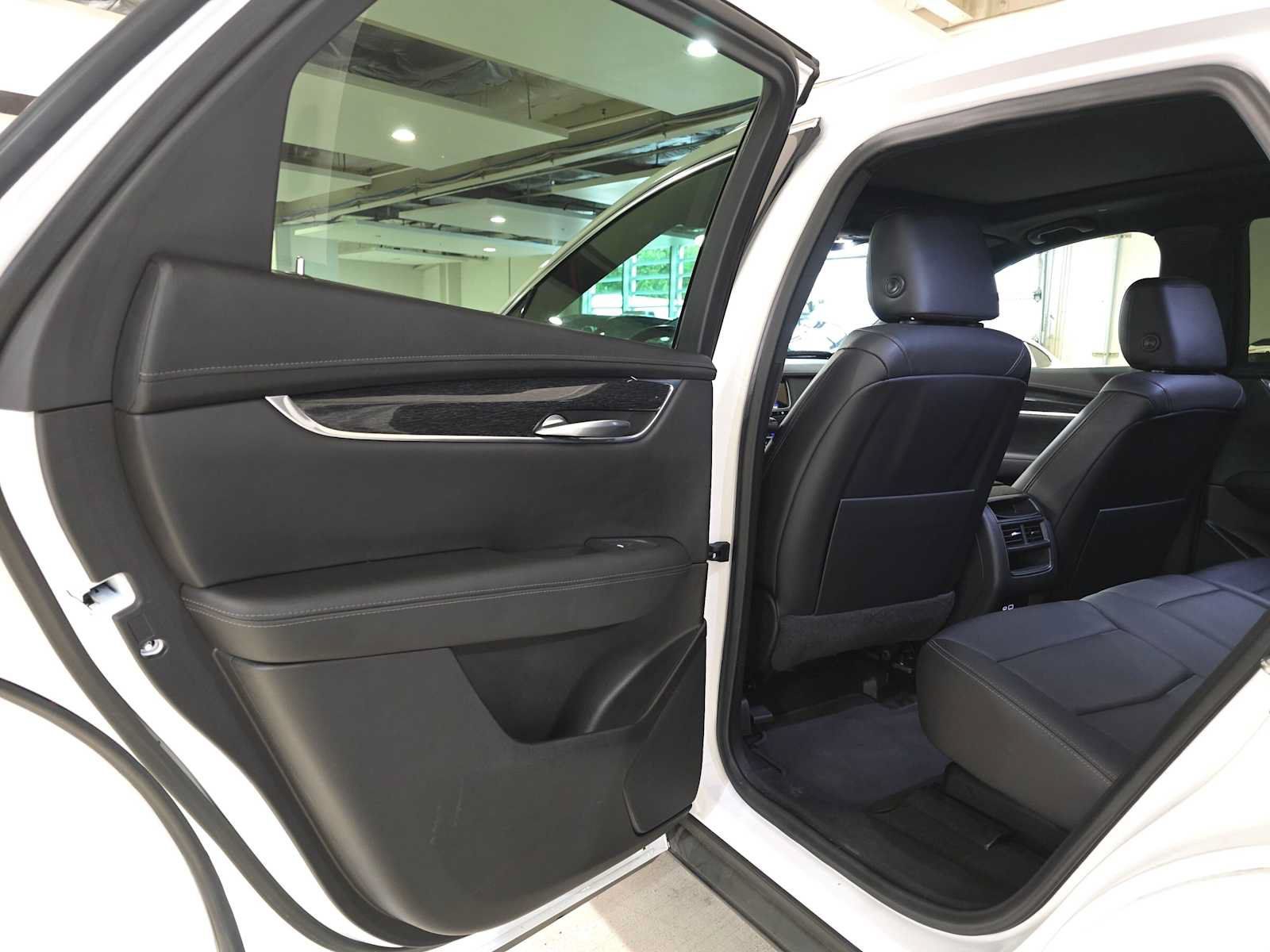Used 2021 Cadillac XT5 Premium Luxury FWD image 15
