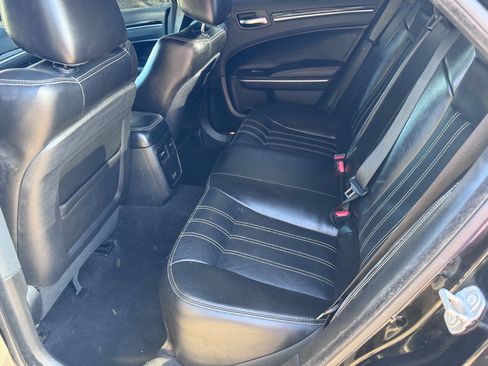 Used 2021 Chrysler 300 S RWD image 9