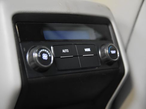 Used 2019 GMC Acadia SLT image 38