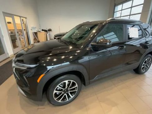 Used 2025 Chevrolet TrailBlazer LT FWD image 6