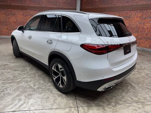 New 2026 Mercedes-Benz GLC 350e GLC 350e image 3