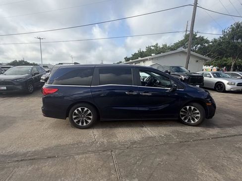 Used 2024 Honda Odyssey EX-L image 4
