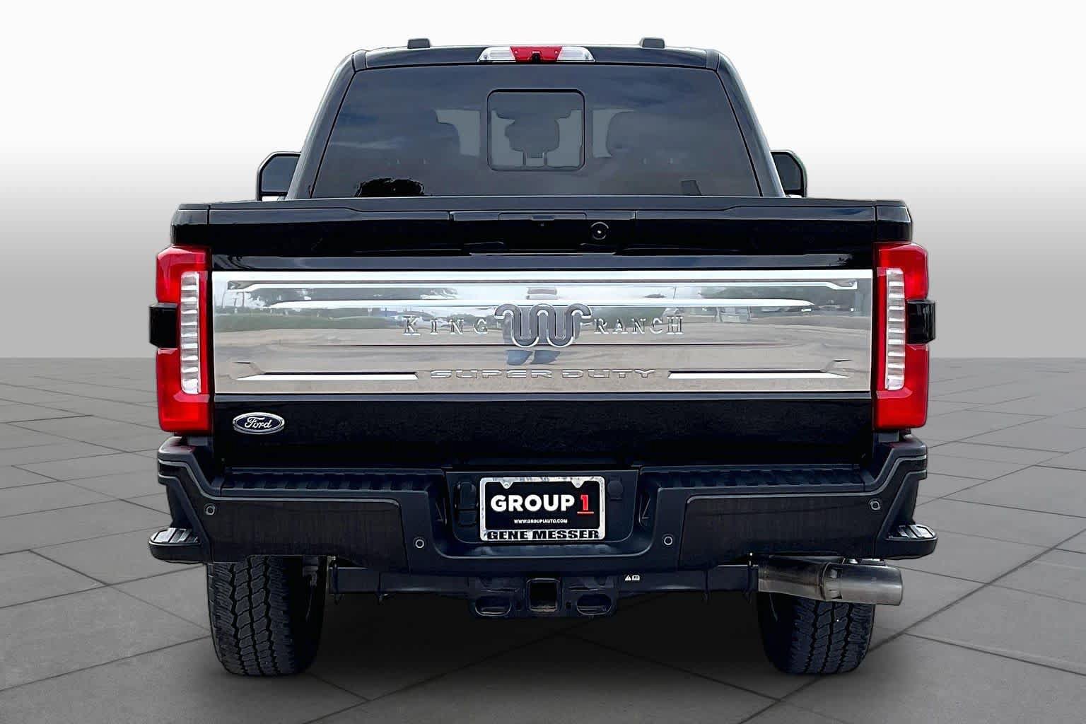 Used 2025 Ford F250 King Ranch w/ FX4 Off-Road Package AWD/4WD image 5