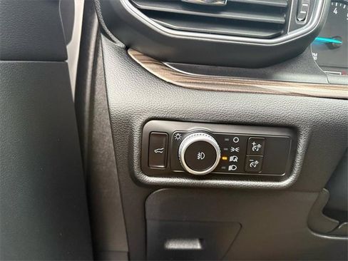 Used 2023 Ford Explorer Limited w/ Equipment Group 301A image 23