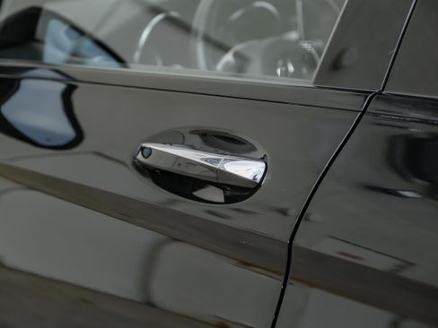 Used 2019 Mercedes-Benz GLC 43 AMG 4MATIC image 37