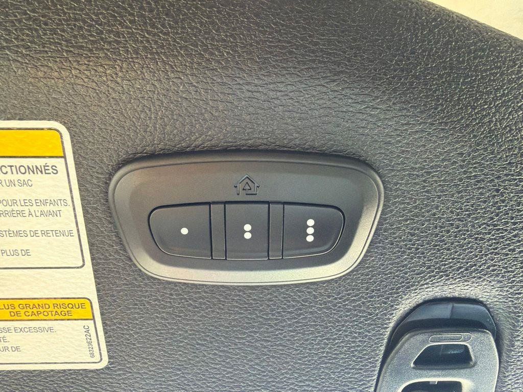 Used 2021 Jeep Wrangler Unlimited Rubicon AWD/4WD image 40