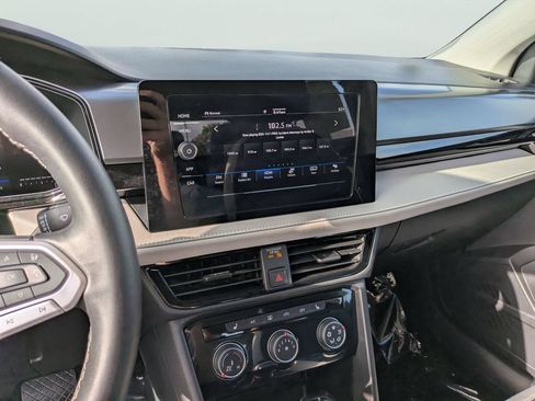 Certified 2025 Volkswagen Taos S AWD/4WD image 19