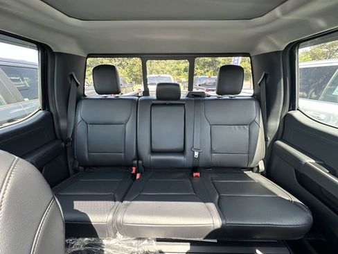 New 2025 Ford F350 Lariat image 15