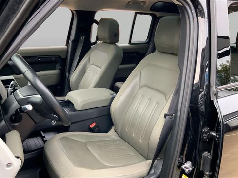 Used 2020 Land Rover Defender 110 SE AWD/4WD image 8