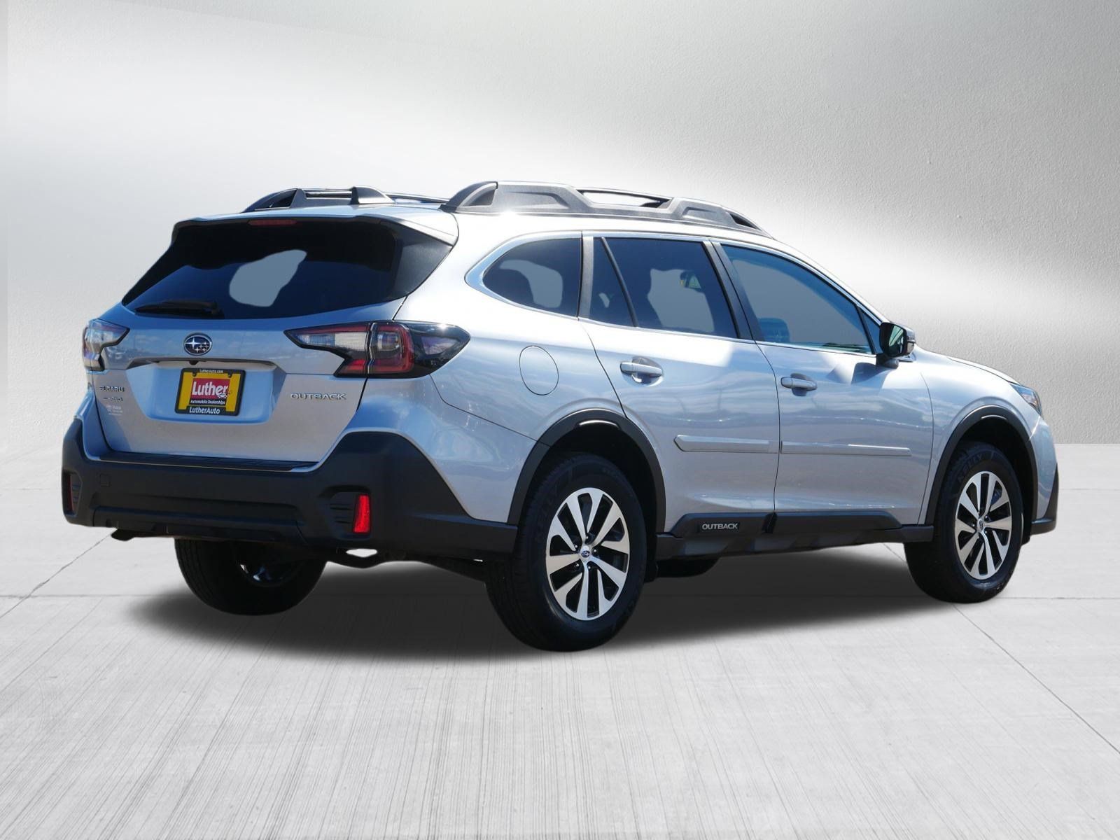 Used 2021 Subaru Outback Premium AWD/4WD image 7