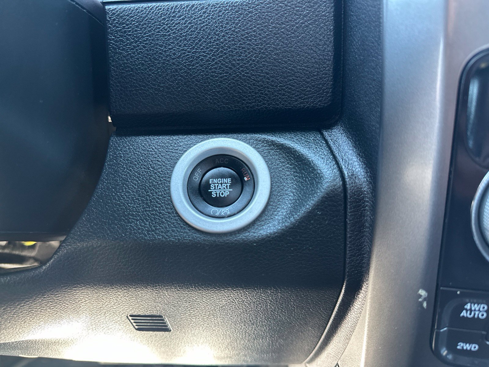 Used 2017 RAM 1500 Limited AWD/4WD image 60