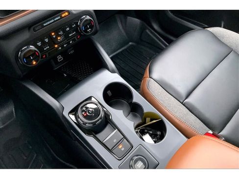 Used 2024 Ford Bronco Sport Outer Banks w/ Tech Package image 19