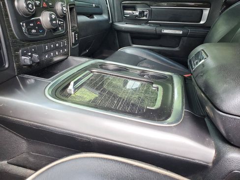 Used 2017 RAM 3500 Laramie Longhorn AWD/4WD image 33
