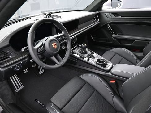 Certified 2026 Porsche 911 GT3 RWD image 4