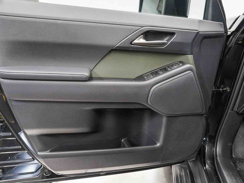 Used 2026 Lexus GX 550 AWD/4WD image 22