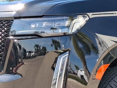 Used 2021 Cadillac Escalade ESV Sport Platinum w/ Heavy-Duty Trailer Package image 8