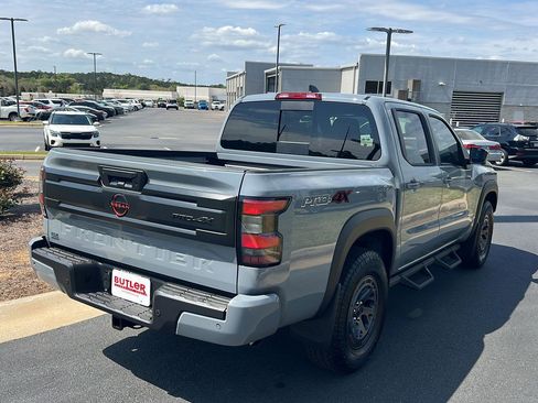New 2026 Nissan Frontier PRO-4X w/ Pro-4x Convenience Package image 6