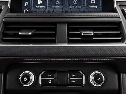 Used 2023 GMC Yukon AT4 AWD/4WD image 47