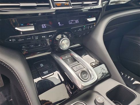 Used 2023 Acura MDX Advance image 33