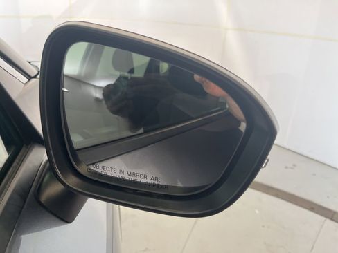 Used 2022 Nissan Rogue SV FWD image 49