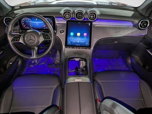 Certified 2025 Mercedes-Benz GLC 300 image 18