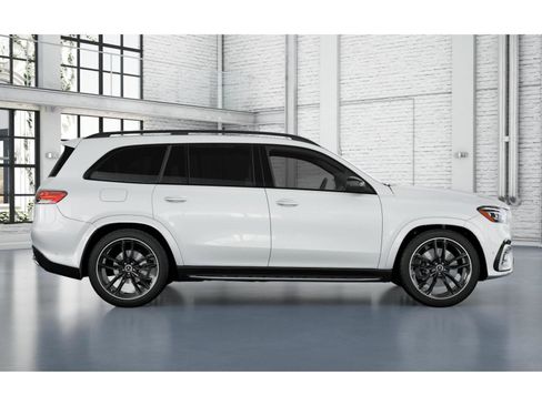 New 2026 Mercedes-Benz GLS 580 4MATIC image 2
