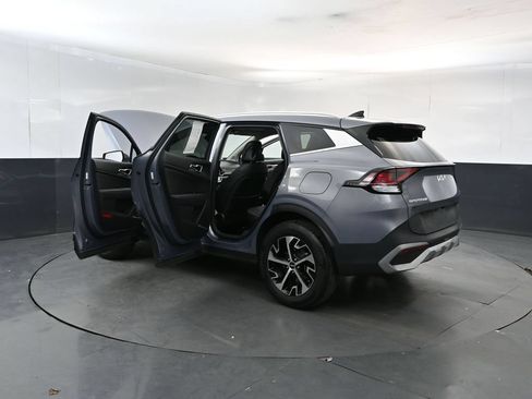 Used 2023 Kia Sportage EX AWD/4WD image 28