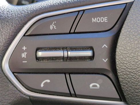 Used 2020 Hyundai Santa Fe SEL image 29