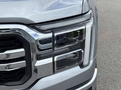 Used 2024 Ford F150 Lariat w/ Tow/Haul Package AWD/4WD image 12