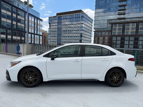 Used 2024 Toyota Corolla Sedan w/ SE Convenience Package FWD image 2