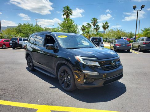 Used 2022 Honda Pilot Black Edition image 2