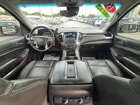 Used 2015 Chevrolet Suburban LT AWD/4WD image 21