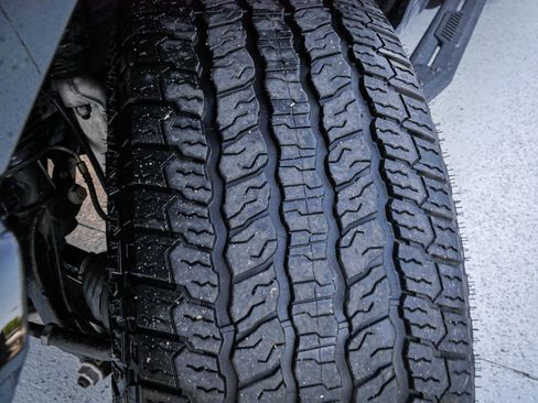 Used 2025 GMC Hummer EV 3X AWD/4WD image 12
