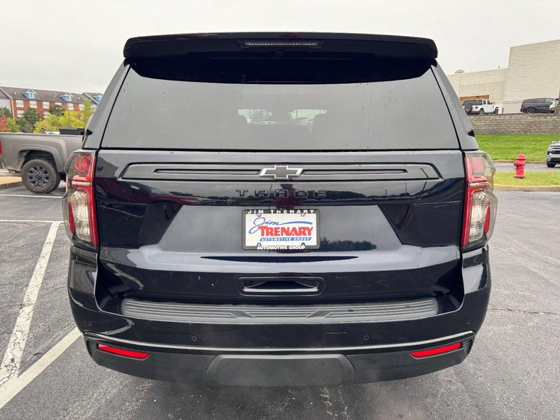 Used 2023 Chevrolet Tahoe Z71 w/ Luxury Package AWD/4WD image 4