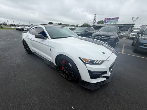 Used 2020 Ford Mustang Shelby GT500 w/ Handling Package RWD image 1